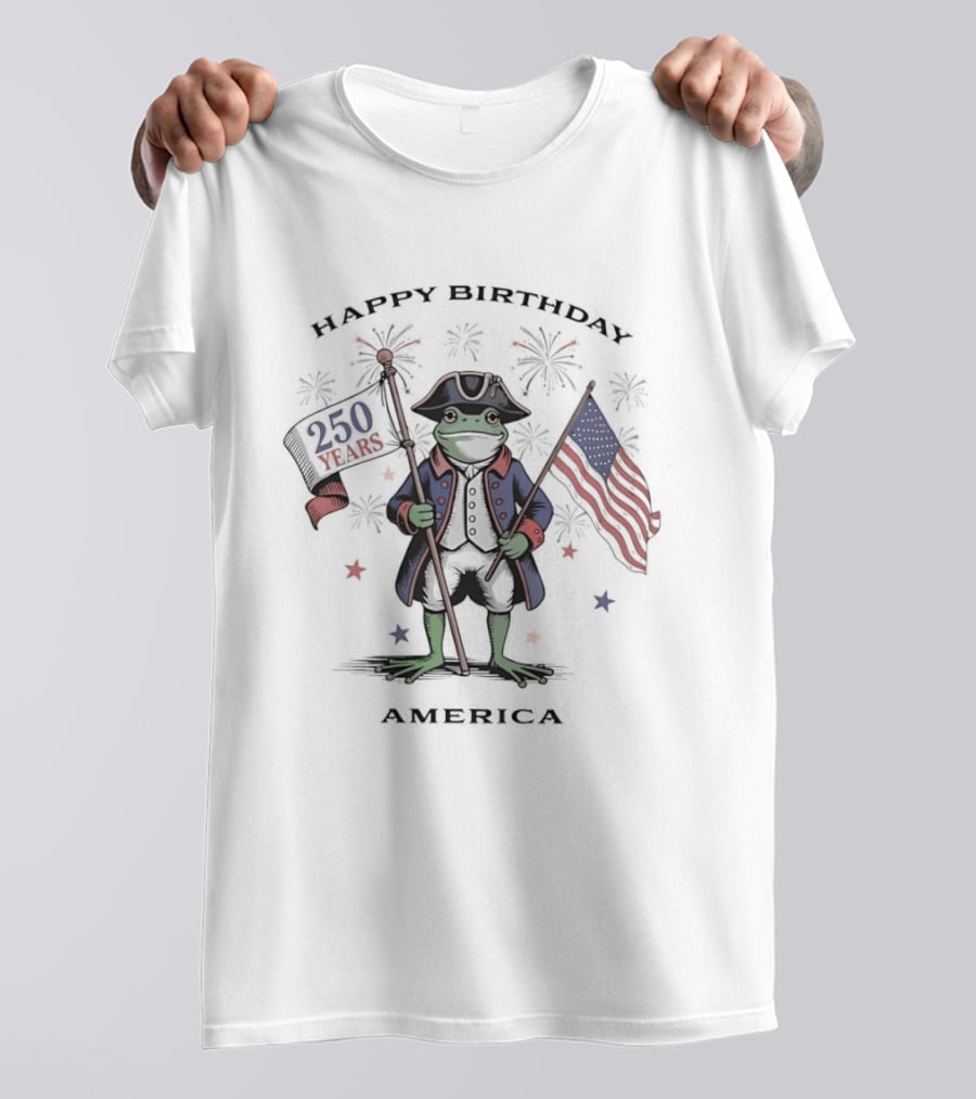 Patriotic Frog Holding Flag 250 Years Of Freedom Happy Birthday America T-Shirt