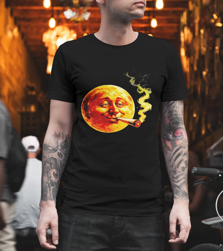 Moon Face Smoking Weed Blunt Lunar Smokers Club T-Shirt