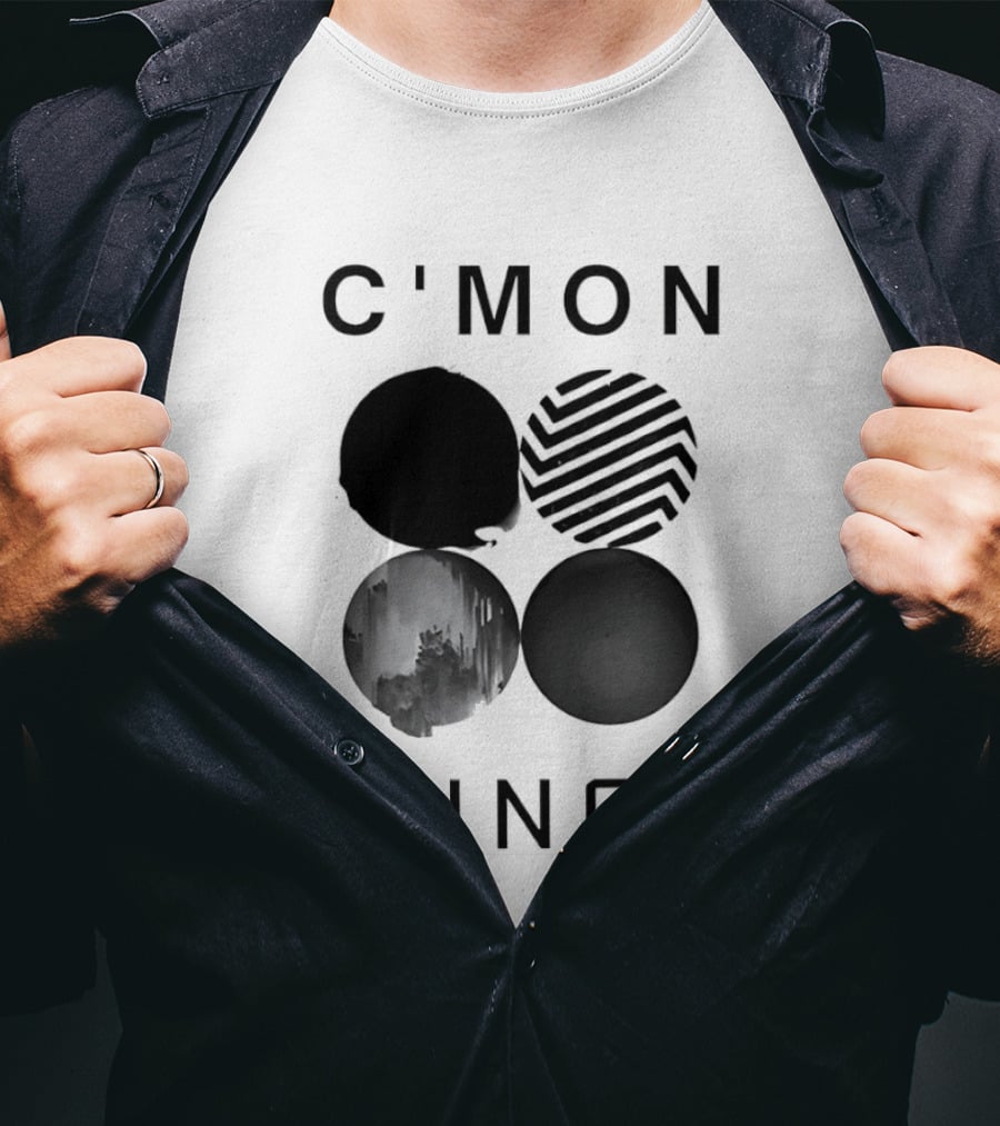 C'Mon Wings Four Circles Abstract T-Shirt
