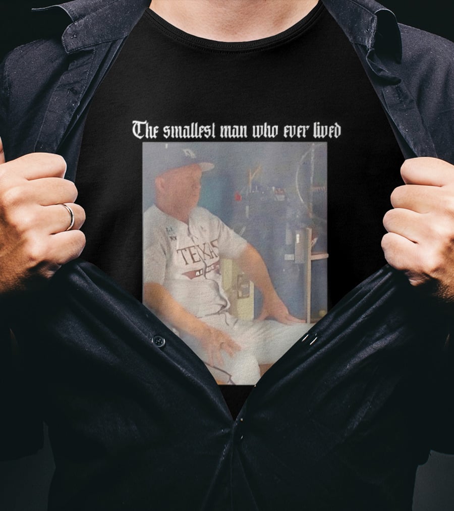 Texas A&M Aggies Jim Schlossnagle Baseball Coach Sitting Relaxed T-Shirt