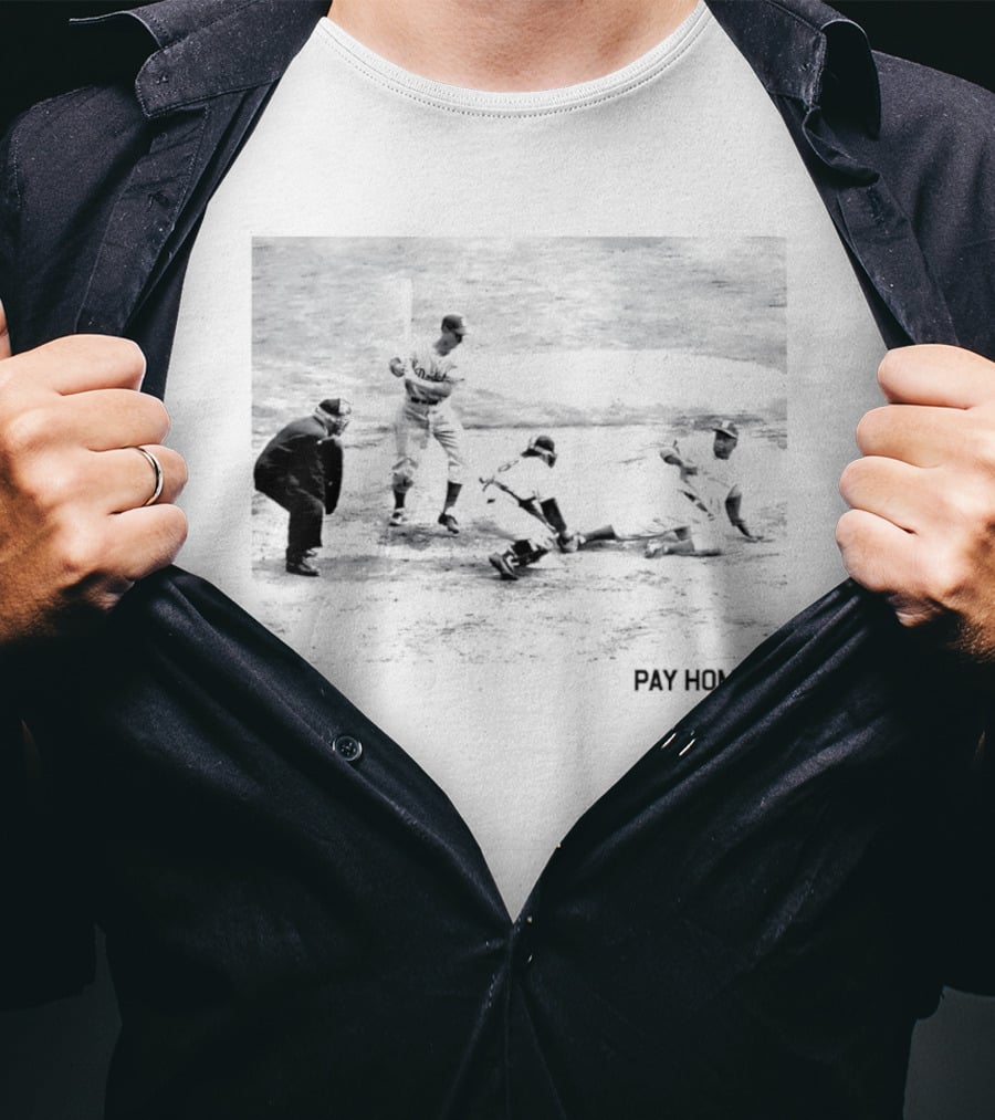 Jackie Robinson Dodgers Pay Homage Vintage Baseball Scene T-Shirt