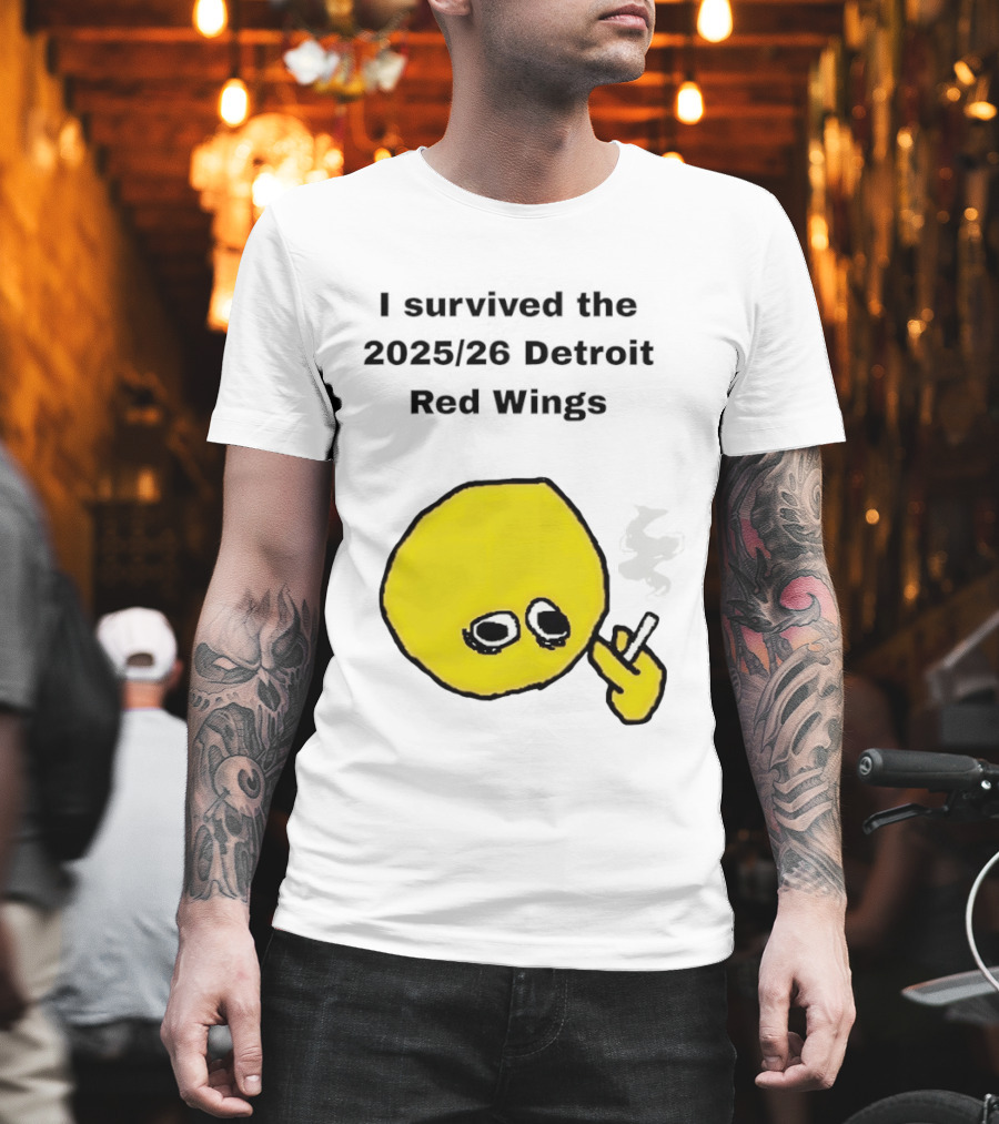 Smoking I Survived The 2025 26 Detroit Red Wings Yellow Face Smoking T-Shirt