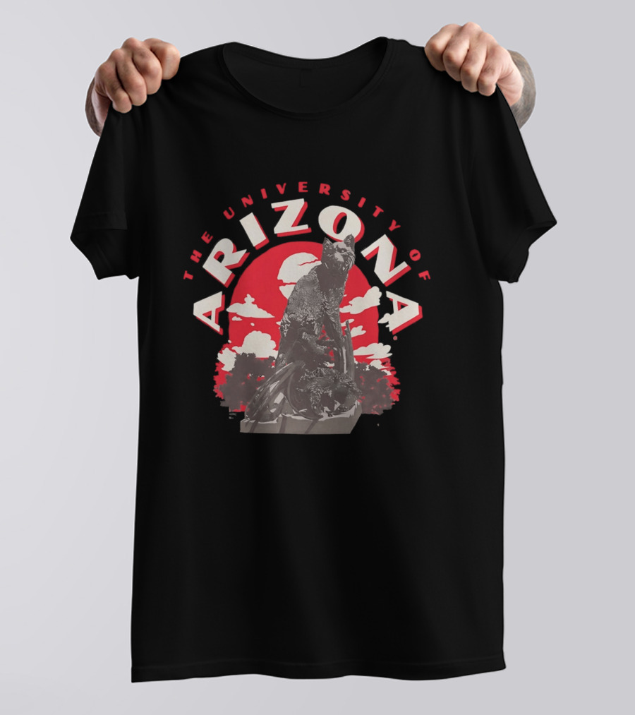 The University Of Arizona Wildcats Team Statue Red Sky T-Shirt