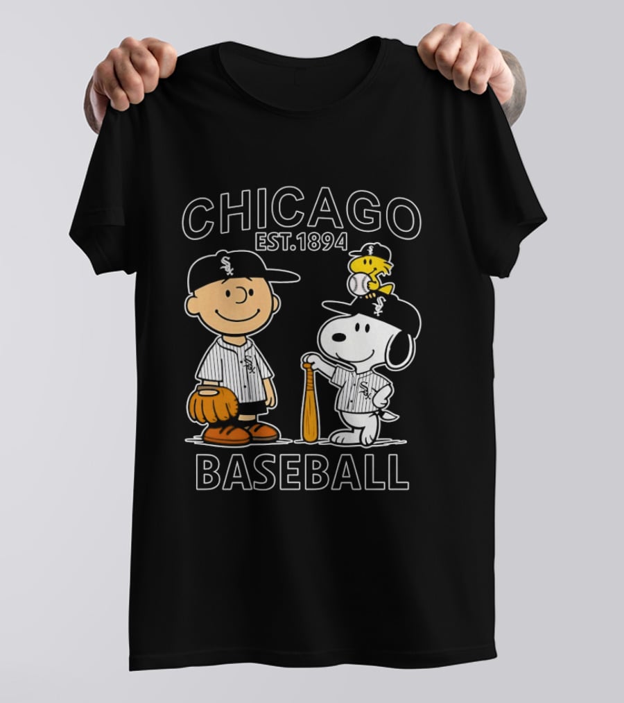 Chicago White Sox Baseball Snoopy Charlie Brown Peanuts Est 1894 T-Shirt