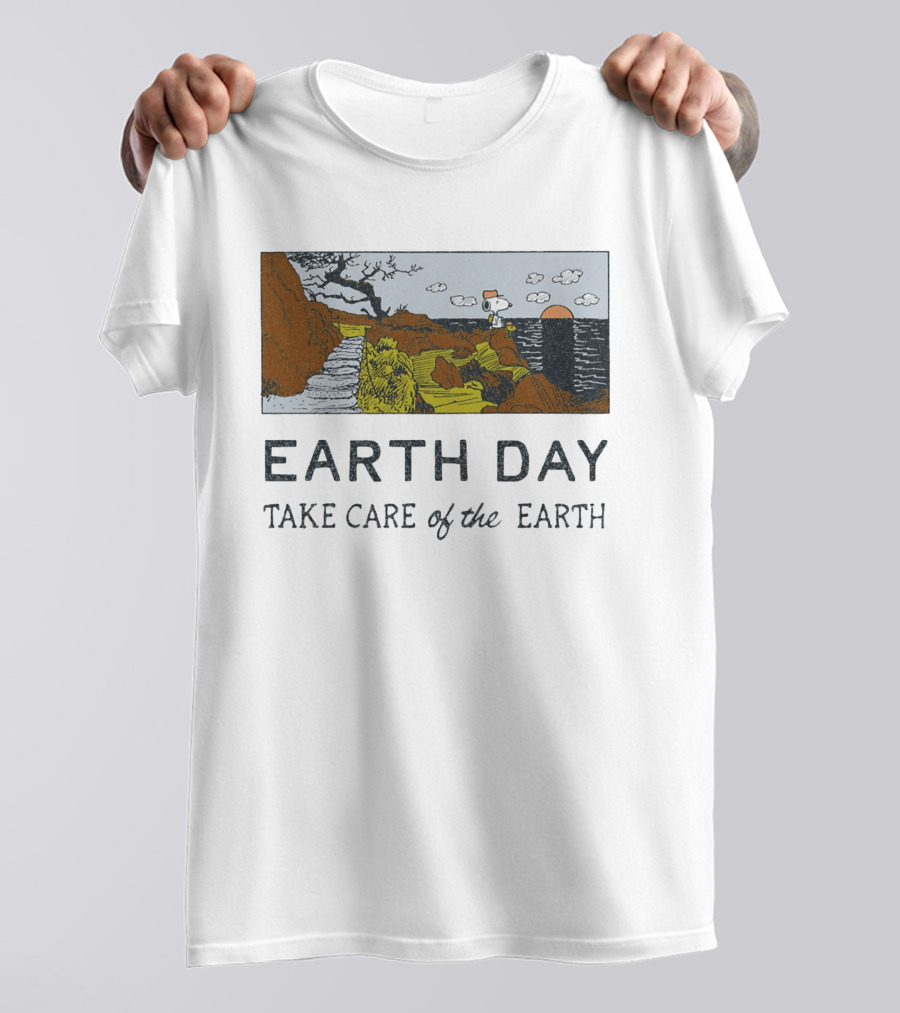 Earth Day Snoopy Woodstock Take Care Of The Earth Sunset Scene T-Shirt