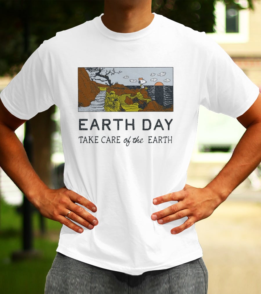 Earth Day Snoopy Woodstock Take Care Of The Earth Sunset Scene T-Shirt