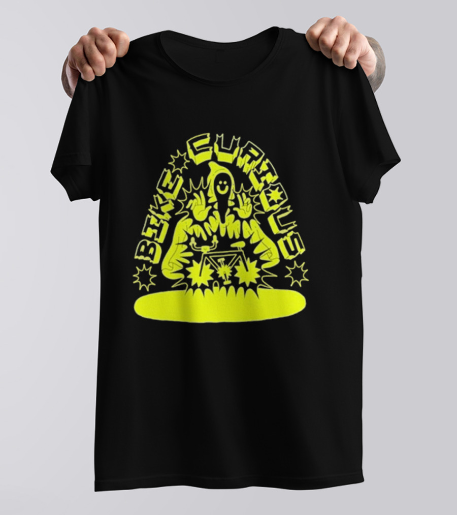 Bike Curious Wizardry Yellow Robe Starburst Biker T-Shirt