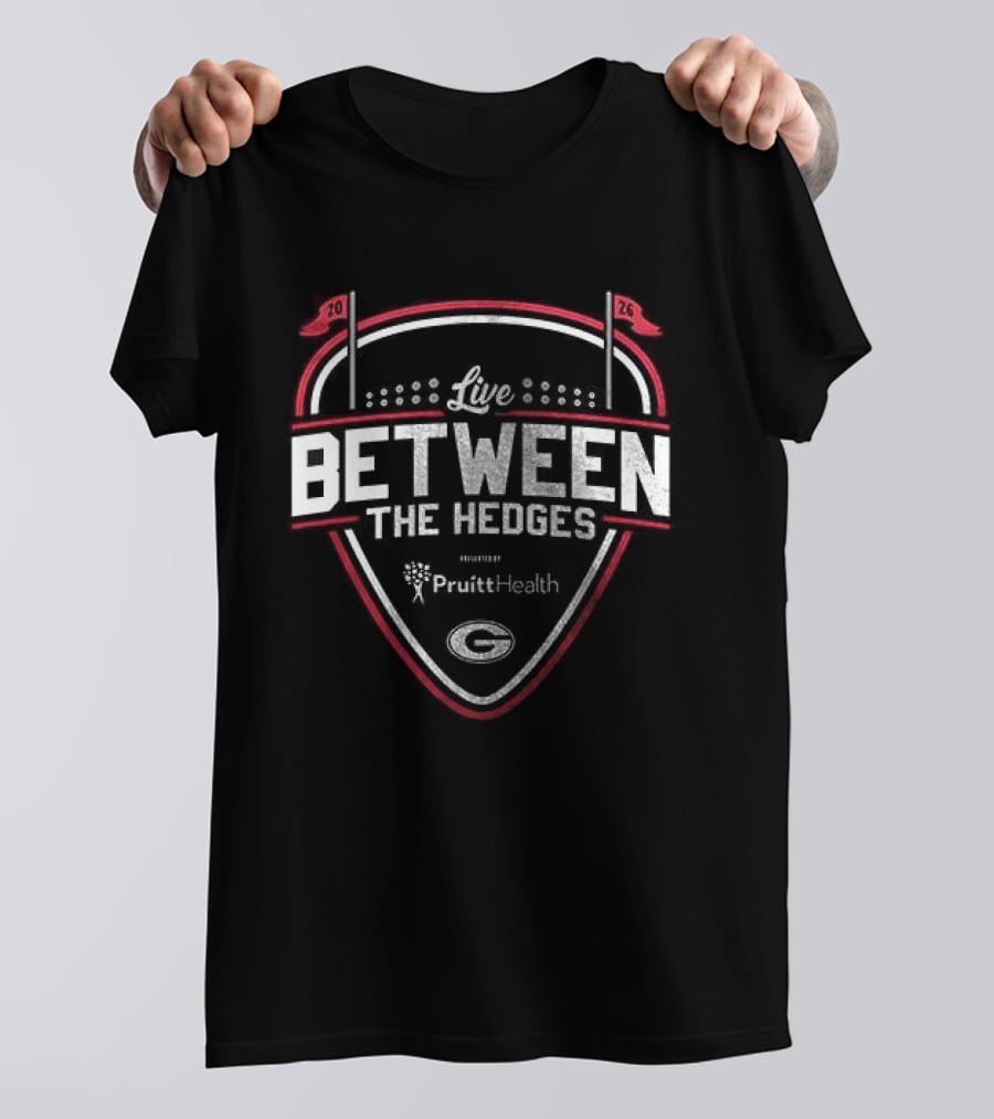 Live Between The Hedges Georgia Bulldogs Presented By Piedmont G T-Shirt
