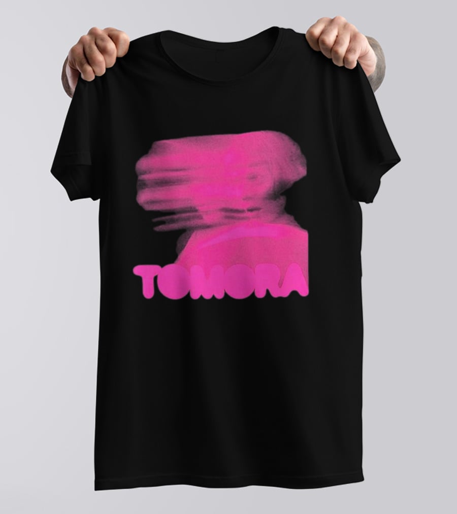 TOMORA Pink Blurred Portrait Friendly Companion T-Shirt