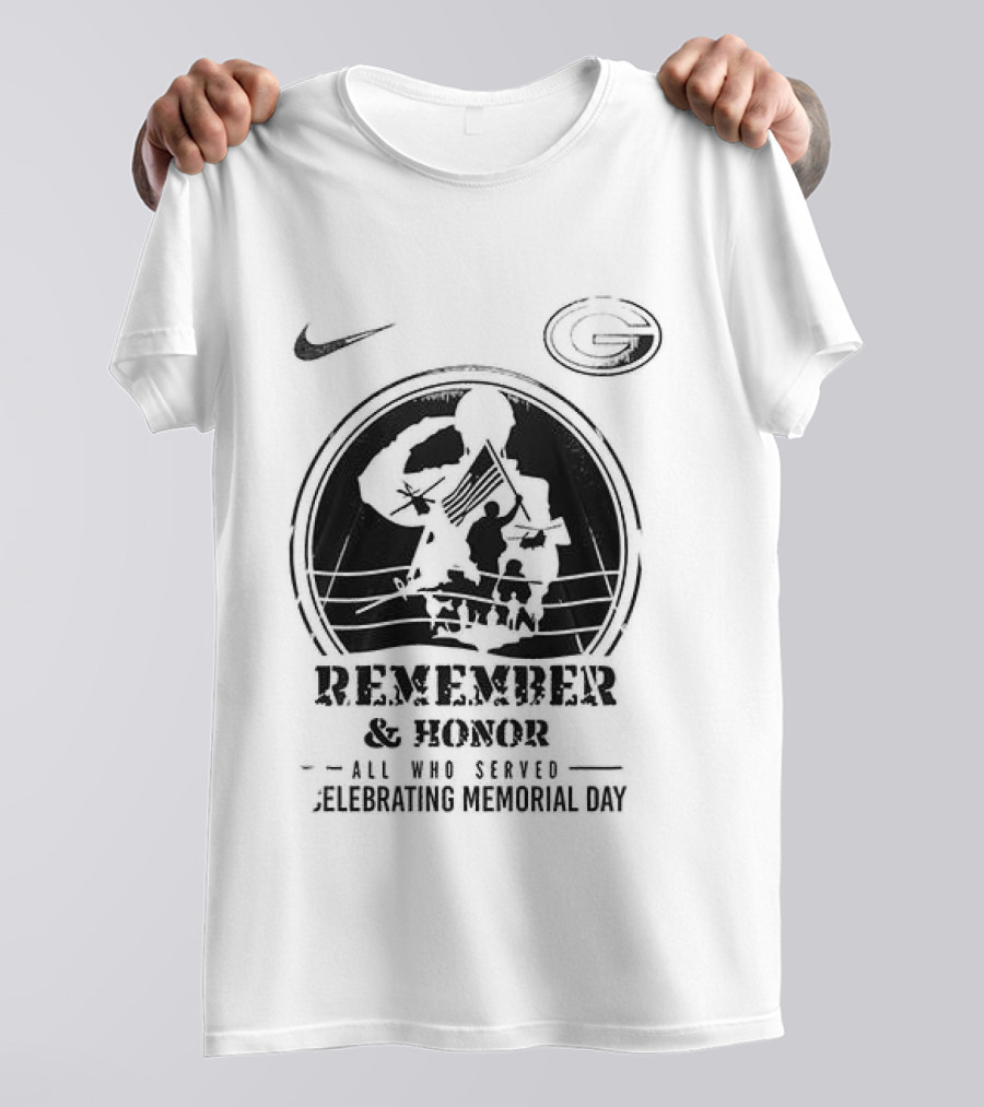 Remember & Honor Green Bay Packers Celebrating Memorial Day T-Shirt