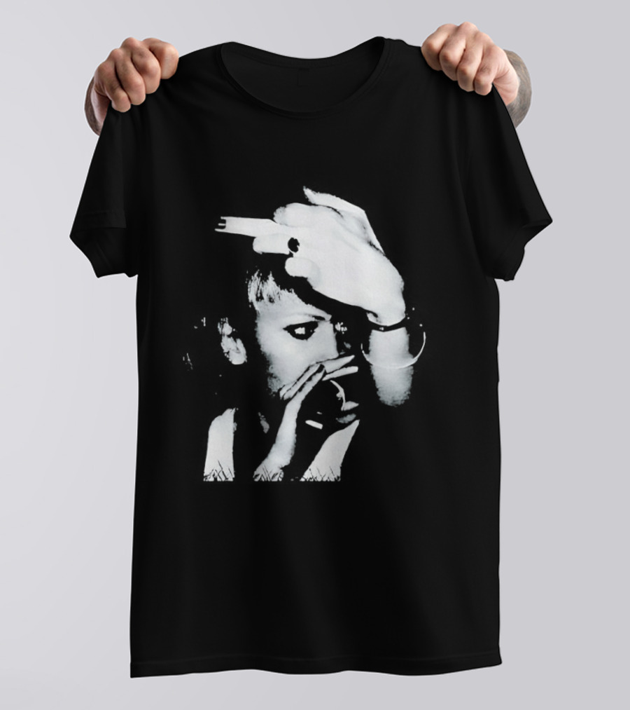 Gwen Stefani Middle Finger Classic Punk Rock Iconic Gesture T-Shirt