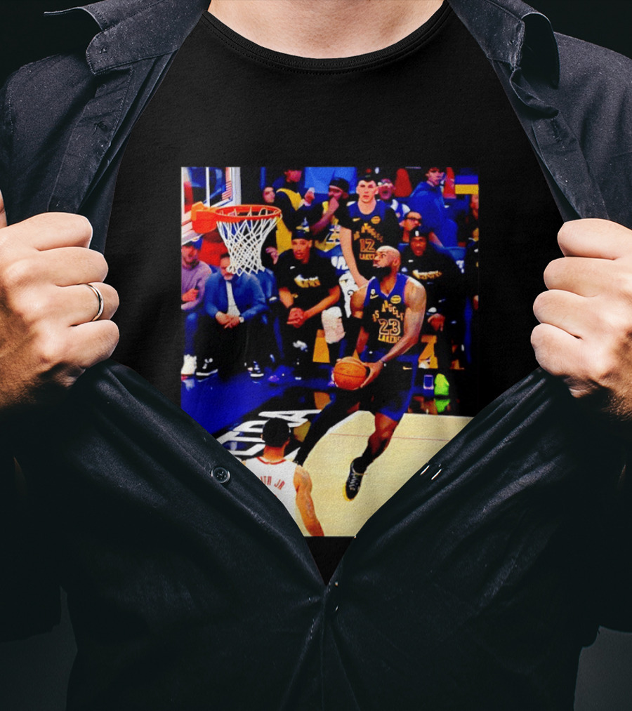 LeBron James Los Angeles Lakers Dunking Action Photo T-Shirt