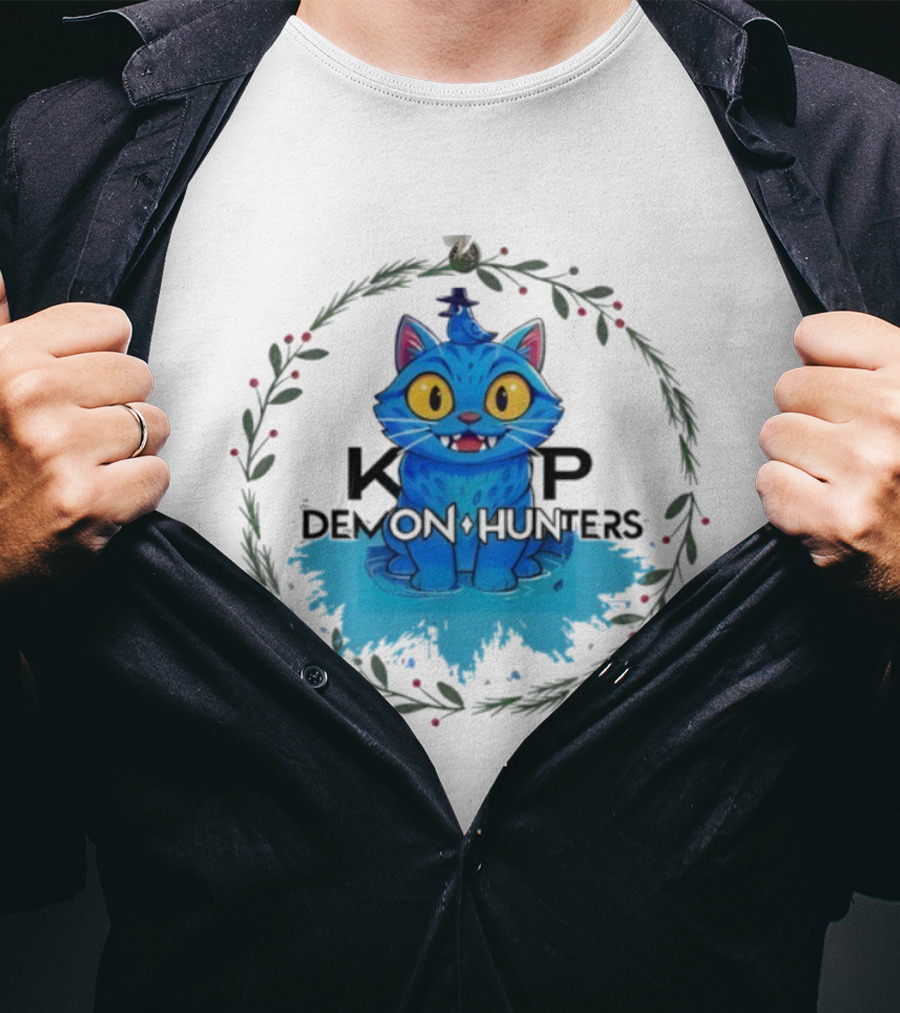 K-pop Demon Hunter Derpy Christmas Ornament Cute Blue Cat T-Shirt