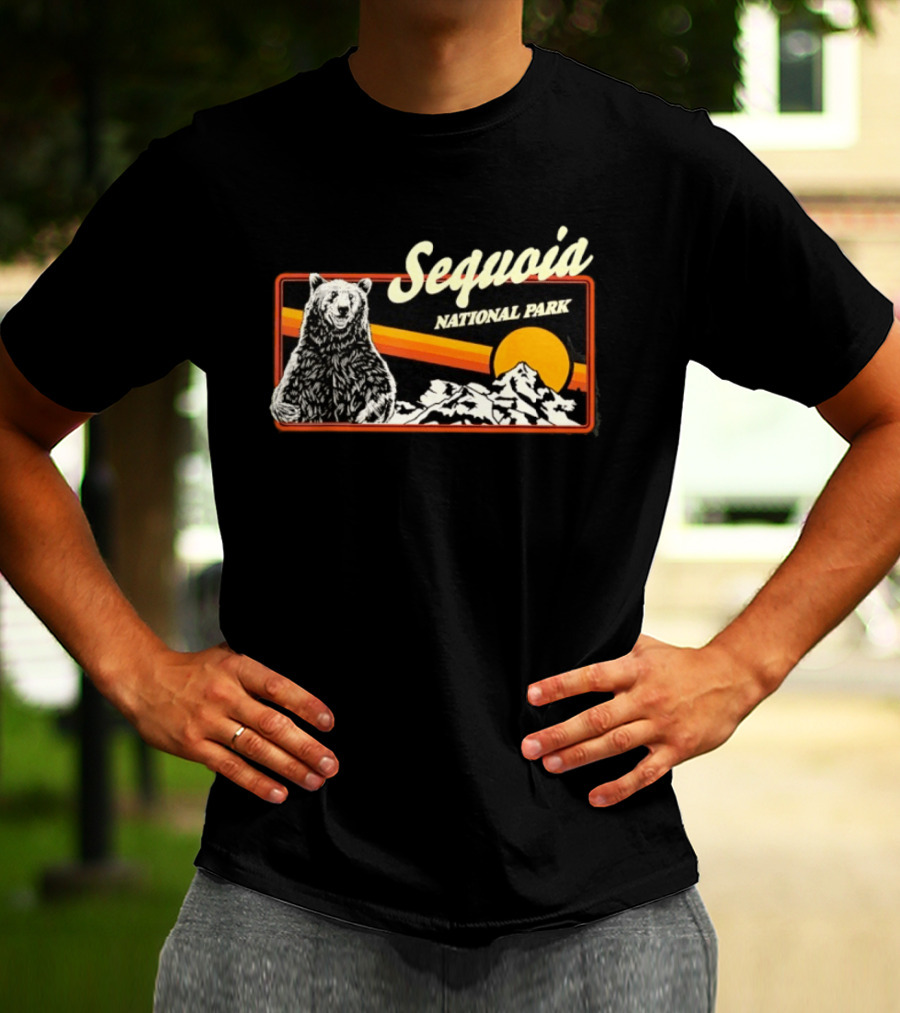 Sequoia National Park Bear Sunset Vintage Mountain T-Shirt