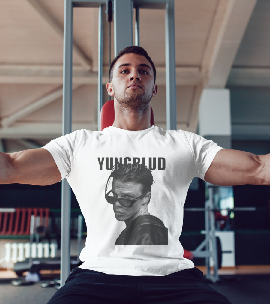 YUNGBLUD Sunglasses Cool Pose T-Shirt