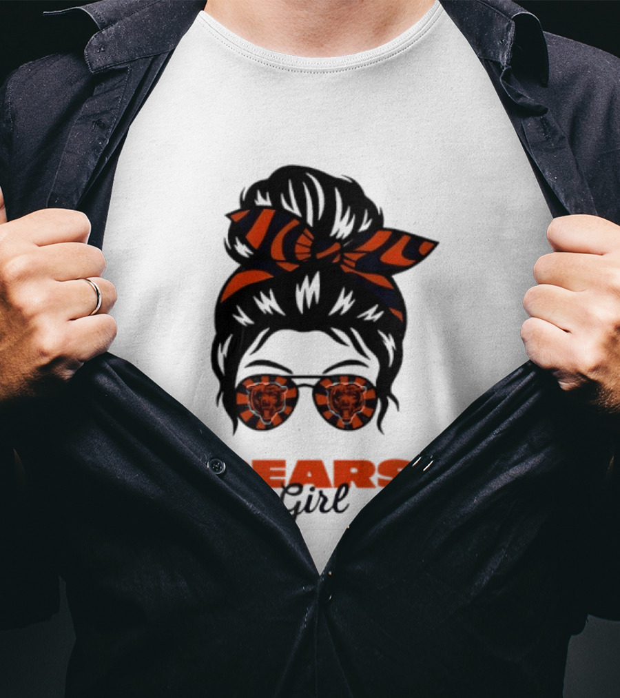 Chicago Bears Girl Messy Bun Glasses Football Fan T-Shirt
