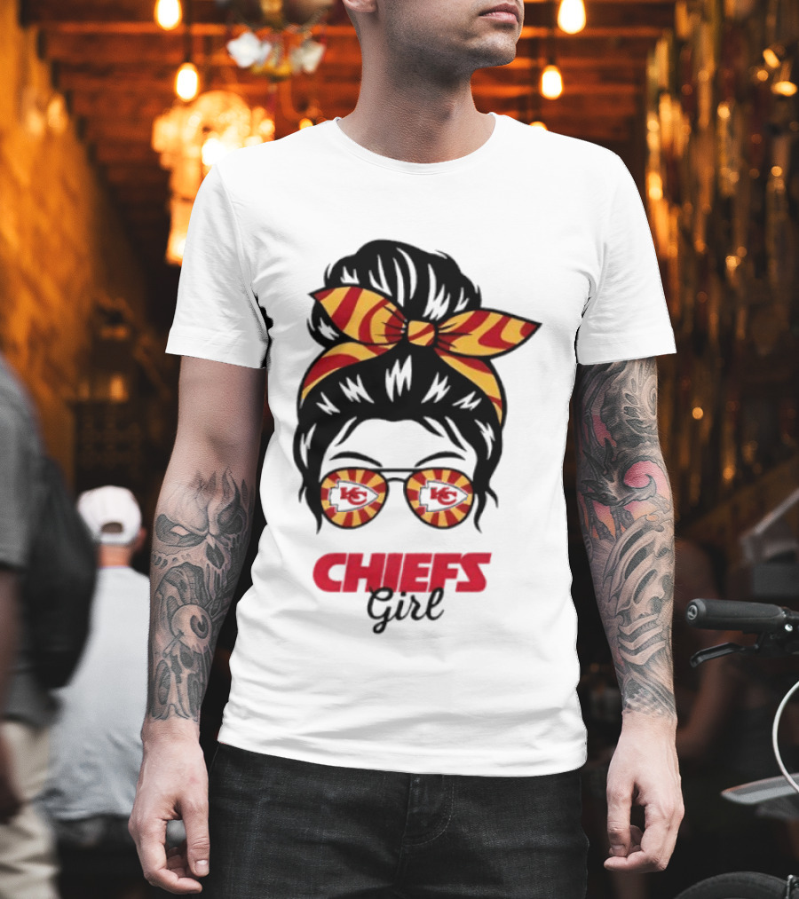 Kansas City Chiefs Girl Messy Bun With Striped Bow And Glasses T-Shirt
