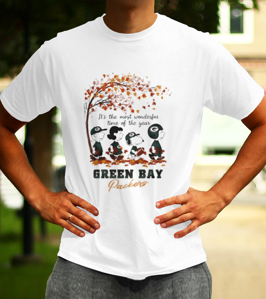 Green Bay Packers Snoopy Peanuts Fall Autumn Football It's The Most Wonderful Time Of The Year T-Shirt