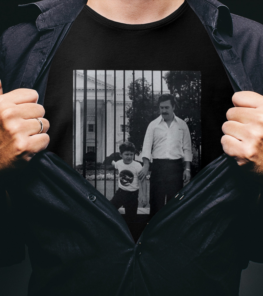 Acwt In Plain Sight White House Visit Snapshot T-Shirt