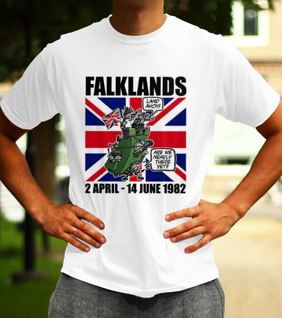 Falklands Tank British Flag 2 April 14 June 1982 T-Shirt