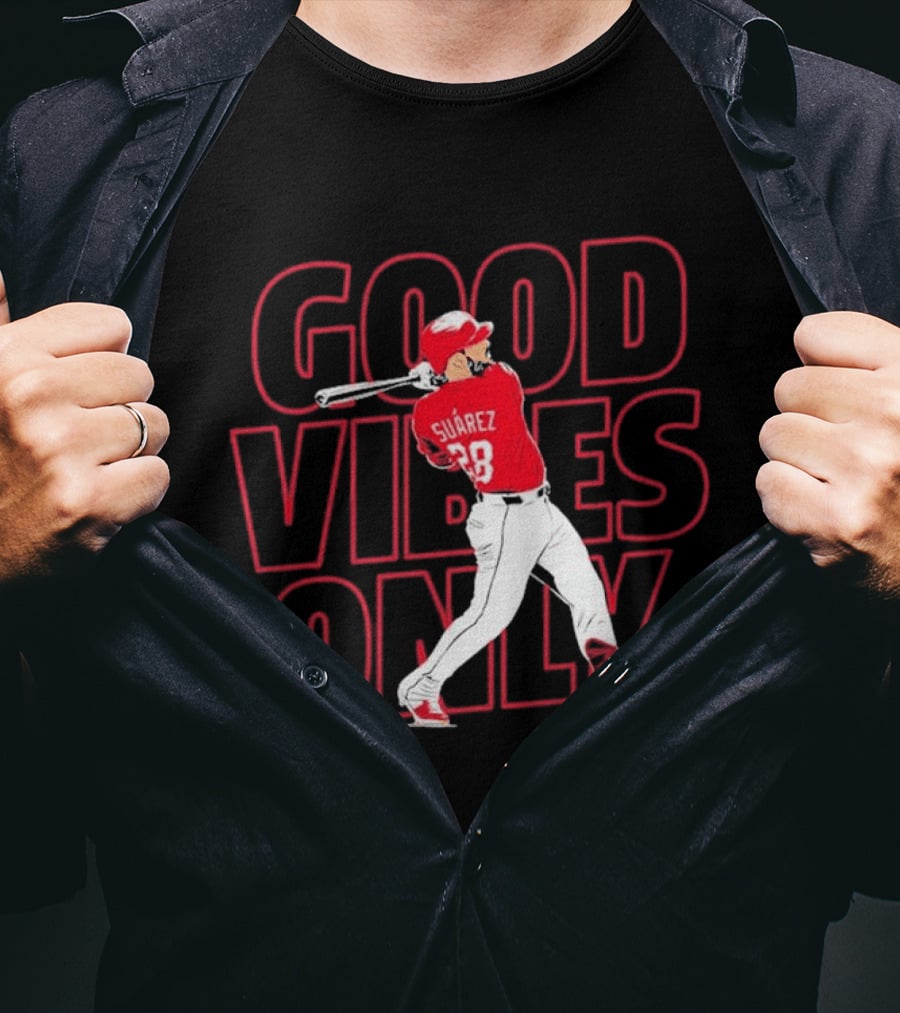 Eugenio Suárez Good Vibes Only Cincinnati Baseball Player Swinging 28 T-Shirt