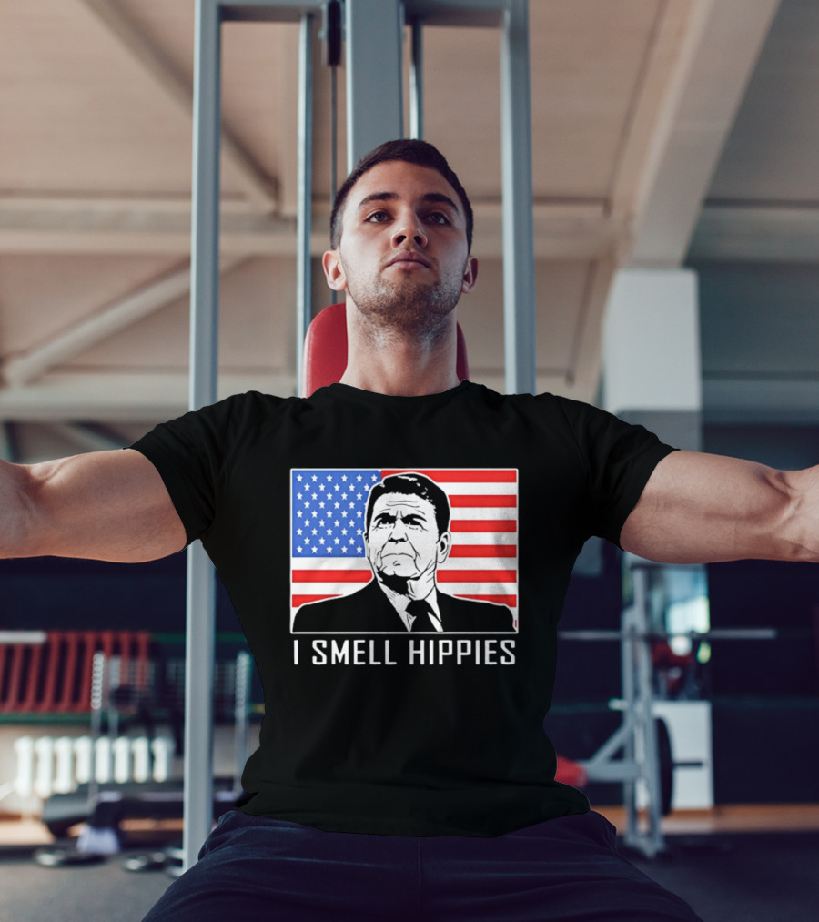 I Smell Hippies Ronald Reagan American Flag Stars And Stripes T-Shirt