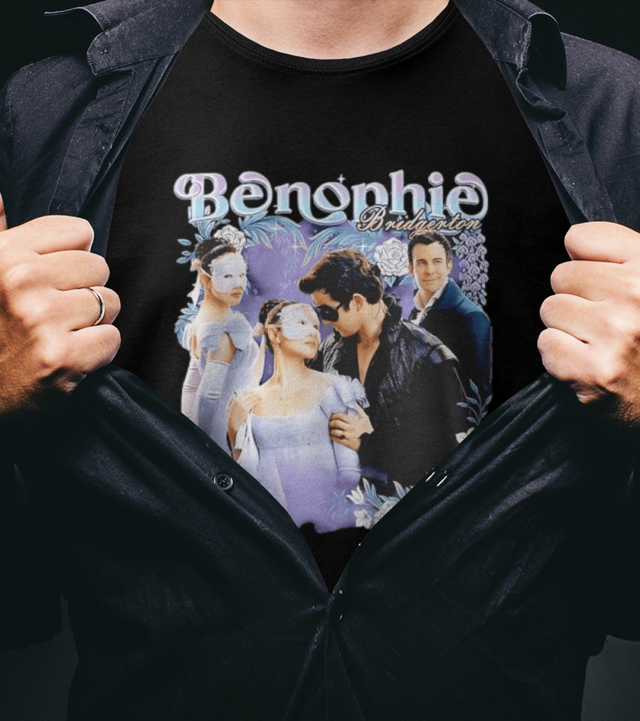 Benophie Bridgerton Romance Masquerade Fantasy Roses T-Shirt