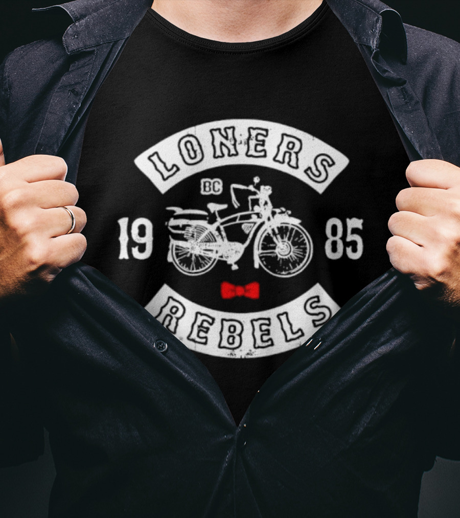 Loners Rebels 1985 Bicycle Club Vintage Motorcycle Red Bowtie T-Shirt