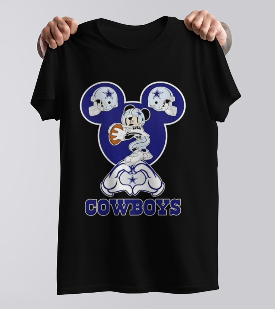 Dallas Cowboys Mickey Mouse Heart Hands Football Helmets T-Shirt