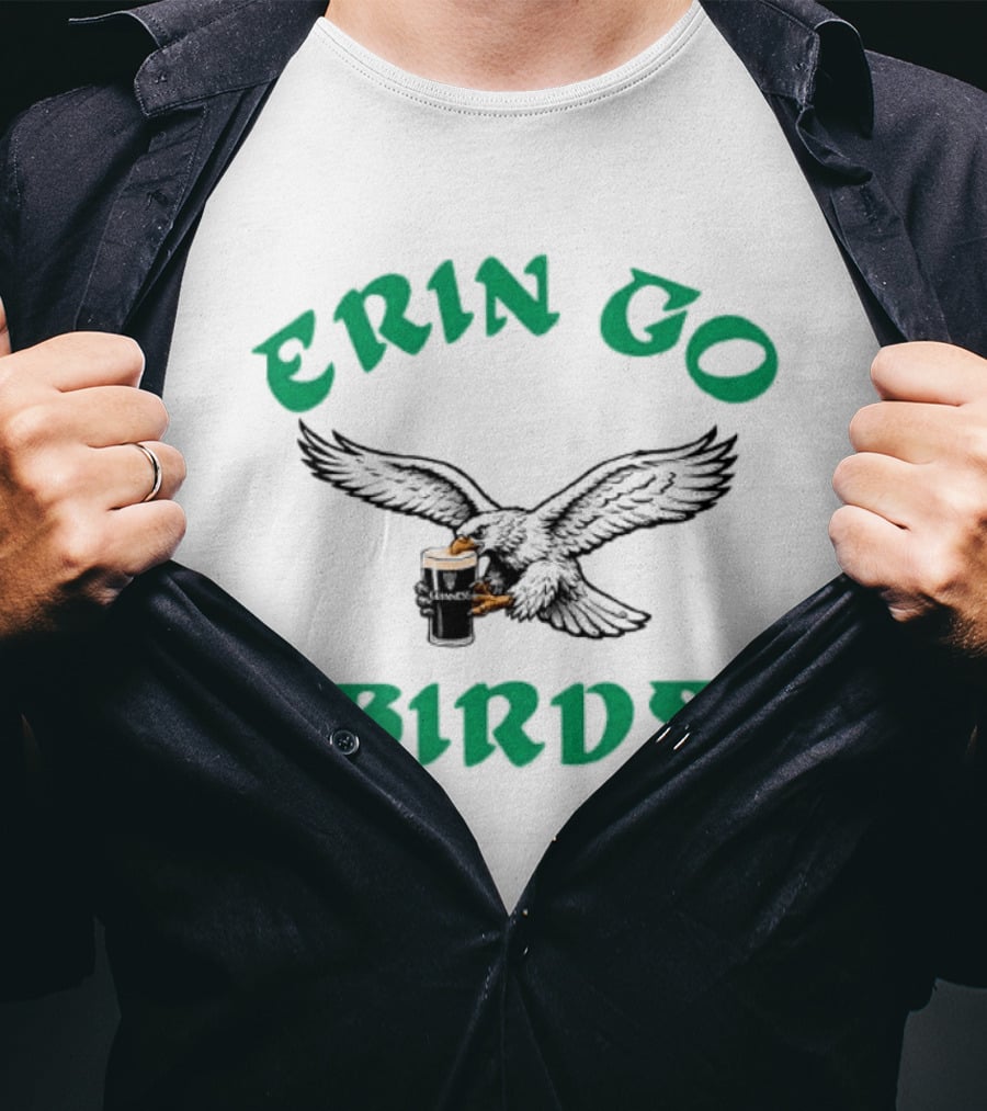 Philadelphia Eagles Erin Go Birds Beer Holding Eagle T-Shirt