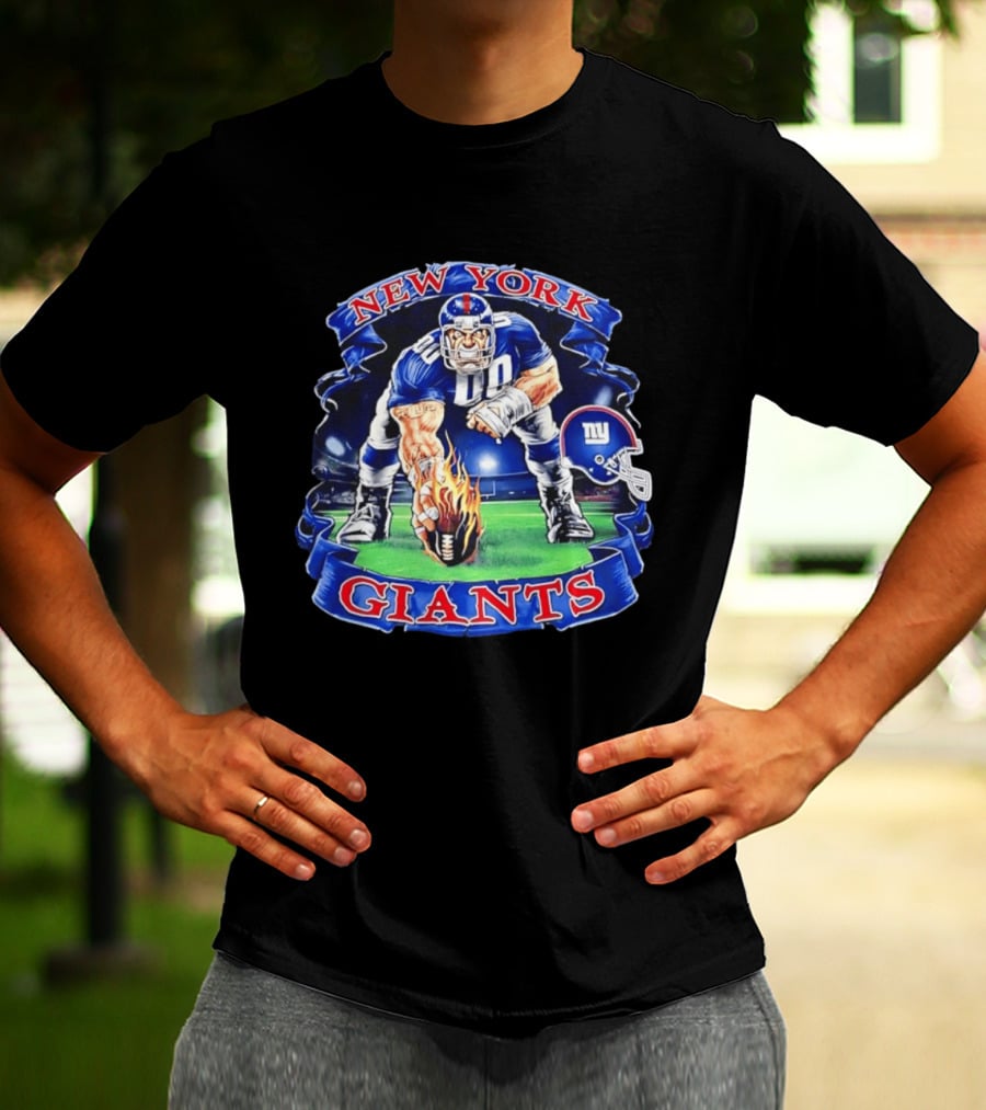 New York Giants Football Flame Helmet Player Action T-Shirt