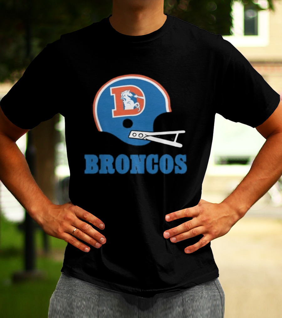 Denver Broncos Retro Football Helmet Graphic Broncos T-Shirt