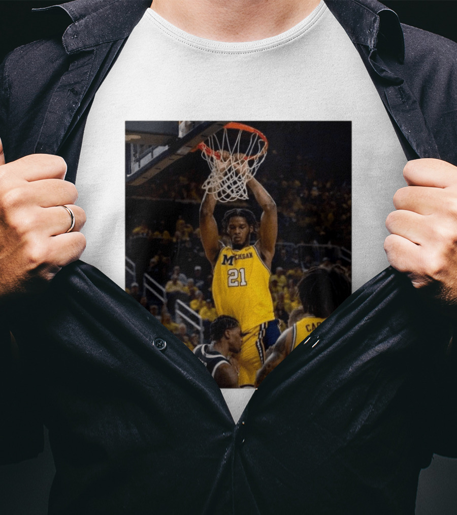 Morez Johnson Jr. Dunk Michigan Vs Carr Cadeau Basketball Moment T-Shirt