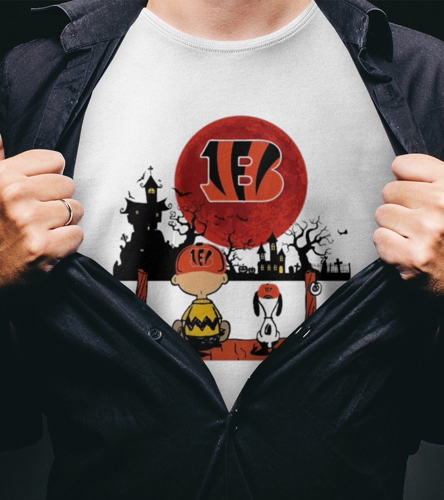 Charlie Brown Snoopy Cincinnati Bengals Halloween 2024 T-Shirt