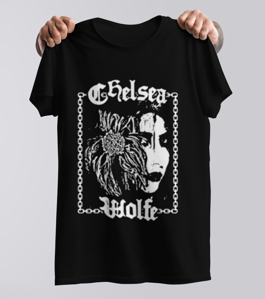 Chelsea Wolfe Carrion Flowers Chain Border Face Flower T-Shirt