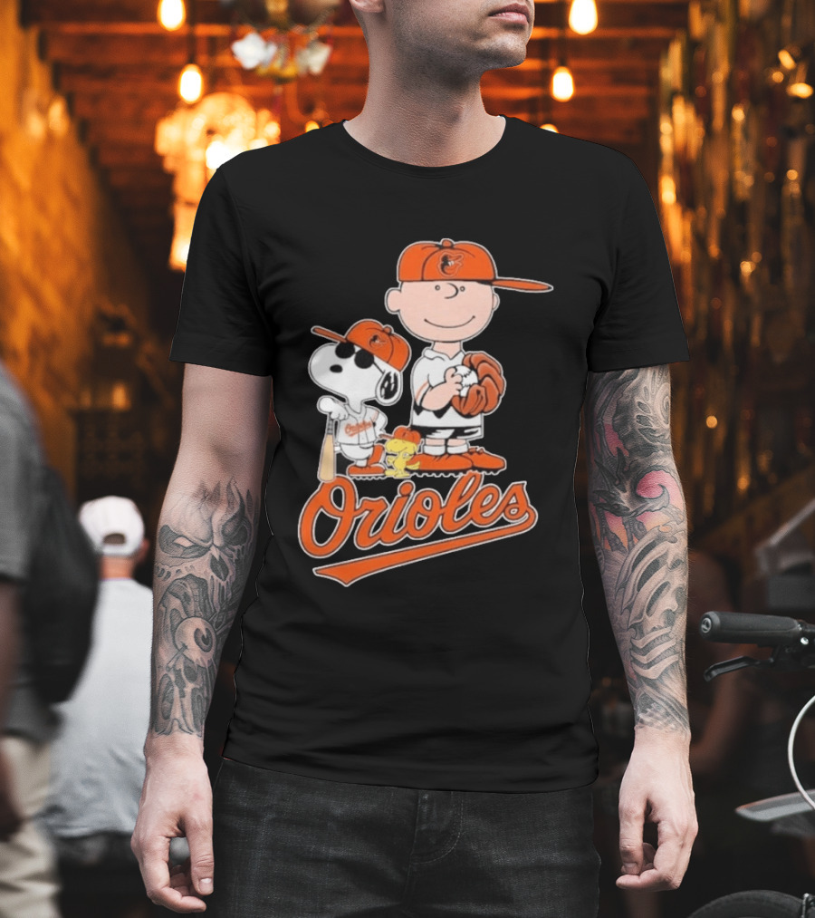 2026 Snoopy Charlie Brown Peanuts Baseball Orioles T-Shirt