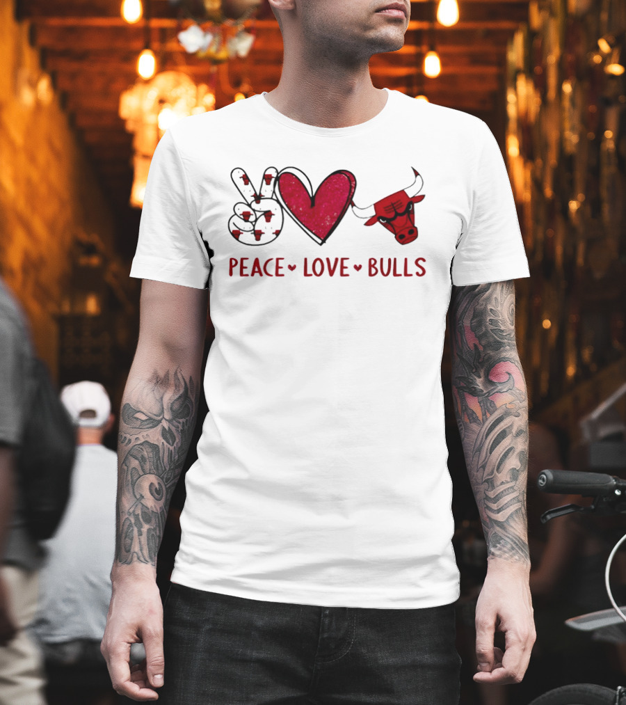Peace Love Chicago Bulls NBA T-Shirt