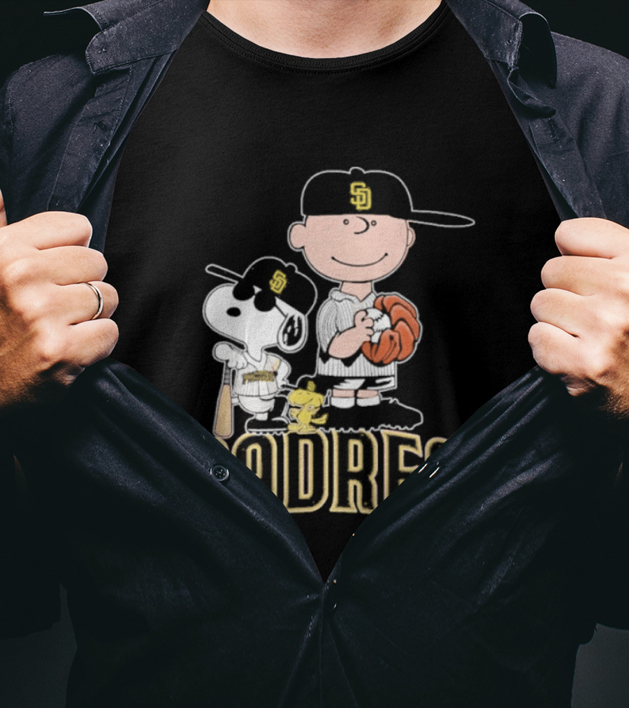 Padres Snoopy Charlie Brown Woodstock Baseball Peanuts T-Shirt
