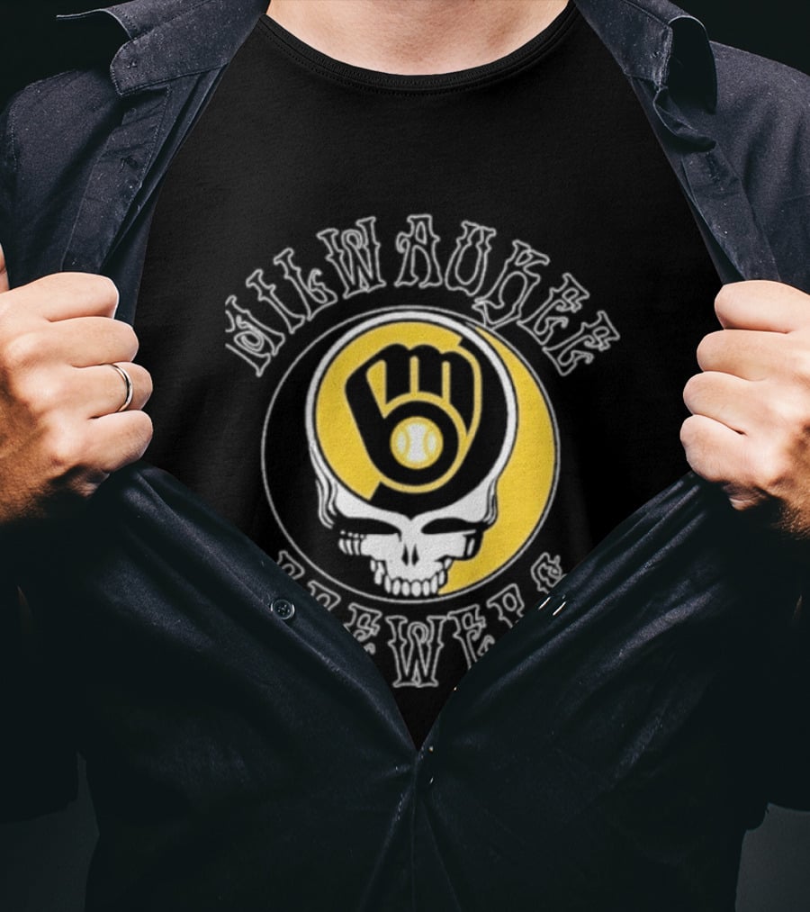 Milwaukee Brewers Skull Baseball Glove Crescent Moon T-Shirt