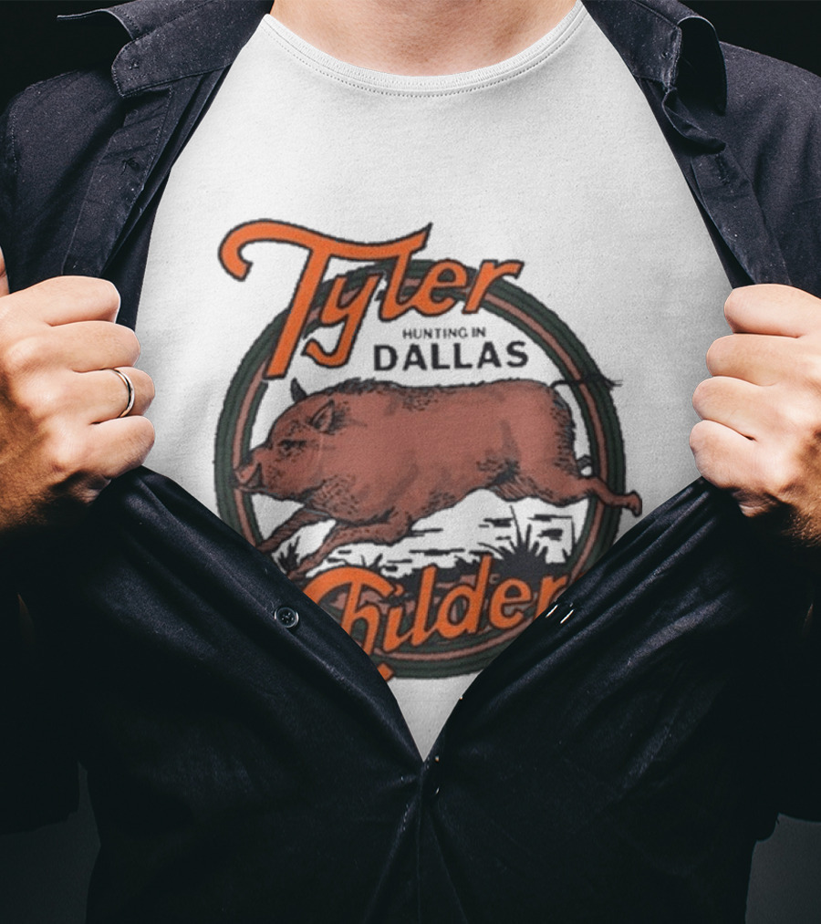 Tyler Childers Hunting Dallas April 23 2026 Tour T-Shirt