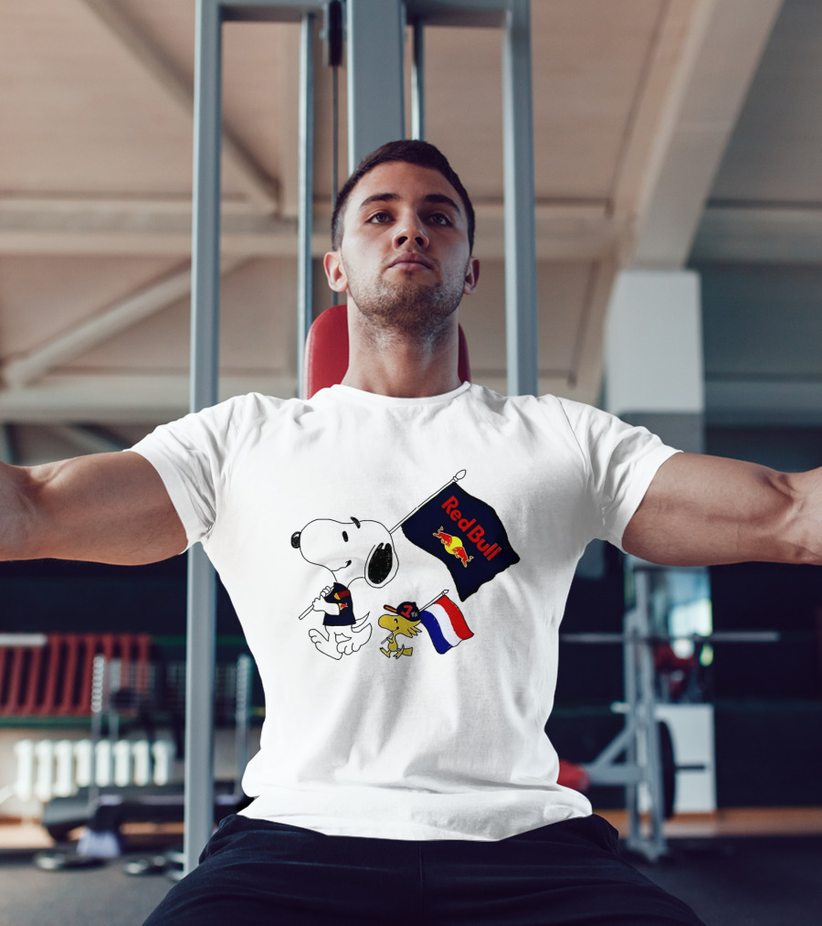 Snoopy Woodstock Red Bull Racing F1 Flag Peanuts Character Collaboration T-Shirt