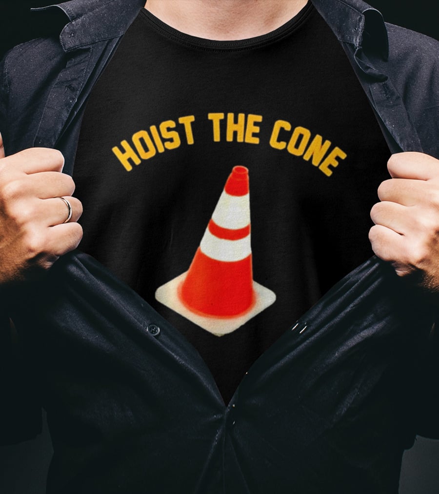 Pittsburgh Pirates Hoist The Cone Baseball Lifestyle Traffic Cone T-Shirt