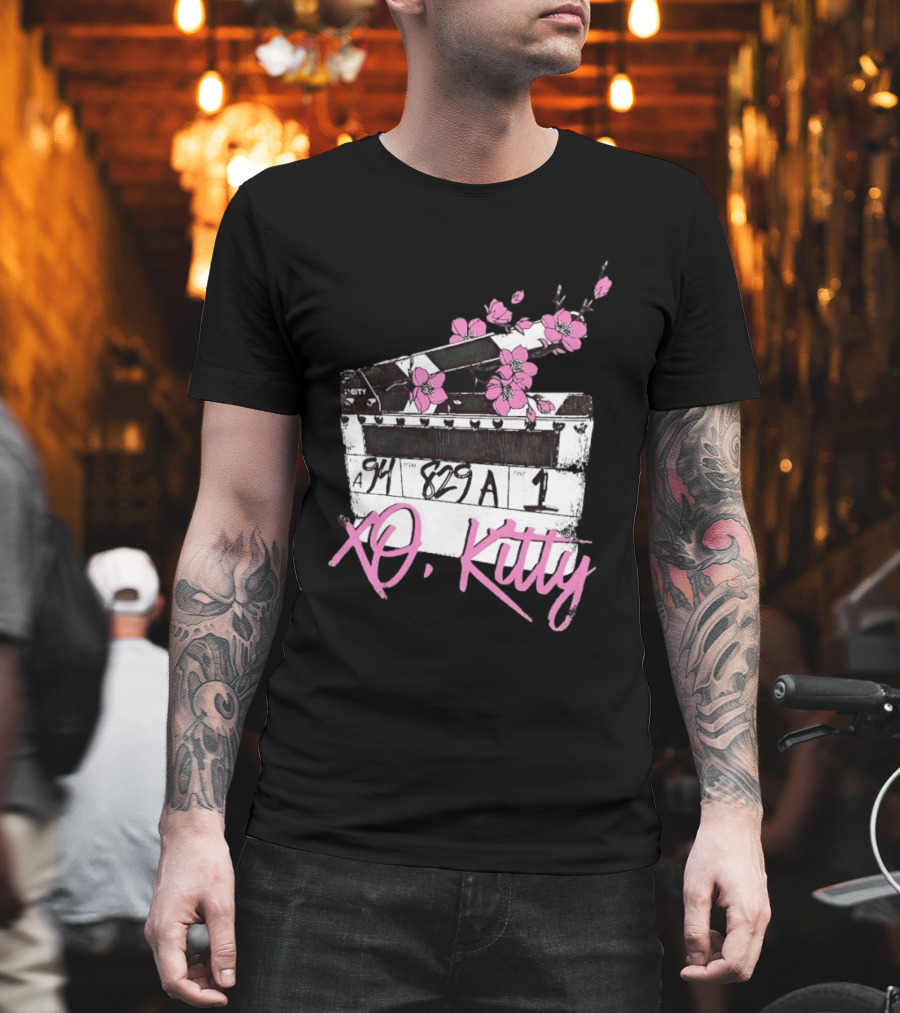 XO Kitty Film Clapperboard With Pink Flowers T-Shirt