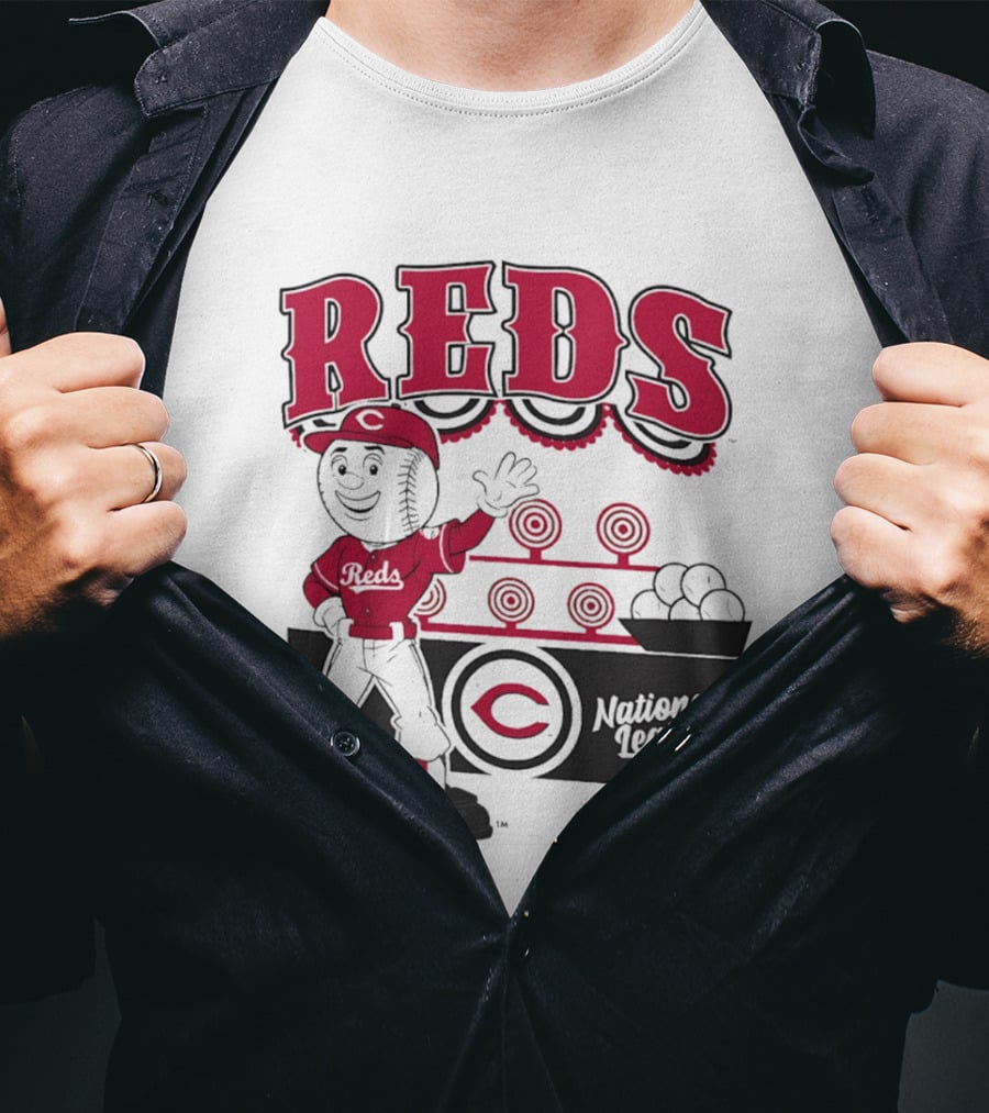 Cincinnati Reds 2026 Step Back Up National League Baseball T-Shirt