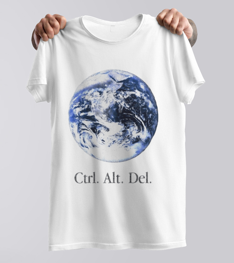 Earth Ctrl Alt Del Retro Computing Humor T-Shirt