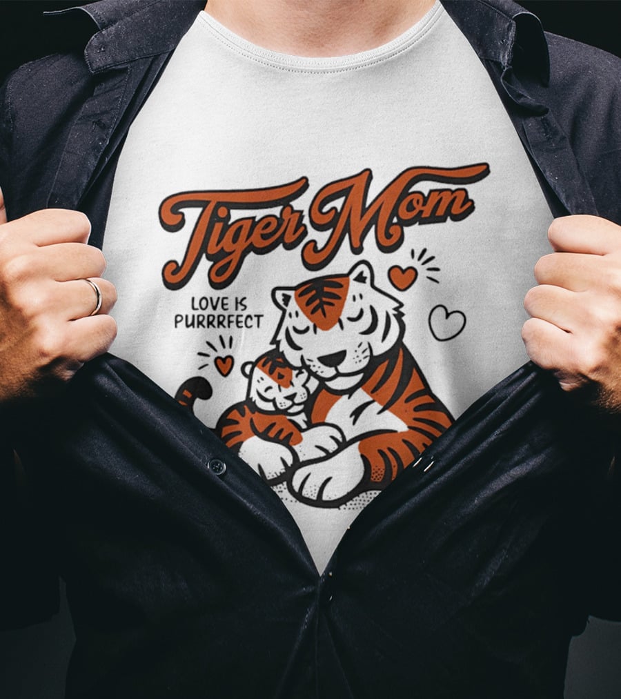 Tiger Mom Love Is Purrfect Cute Tiger Illustration With Heart T-Shirt