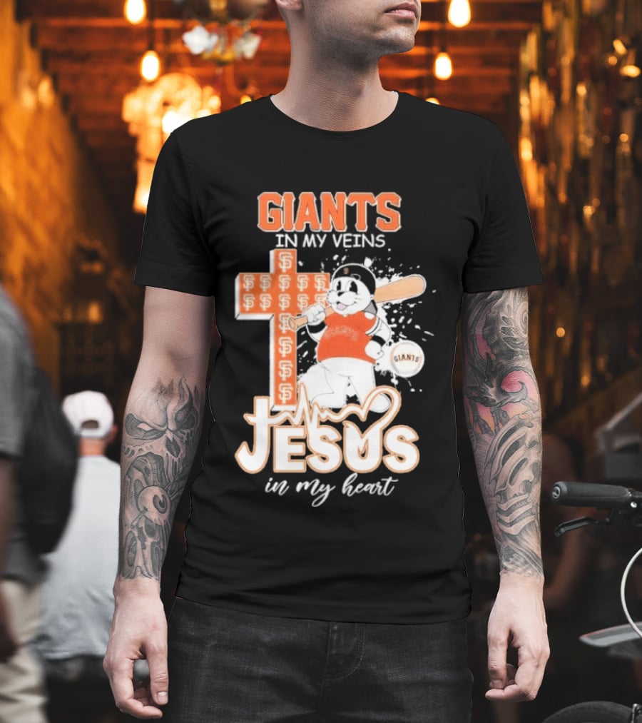 San Francisco Giants In My Veins Jesus In My Heart Baseball Cross Panda T-Shirt