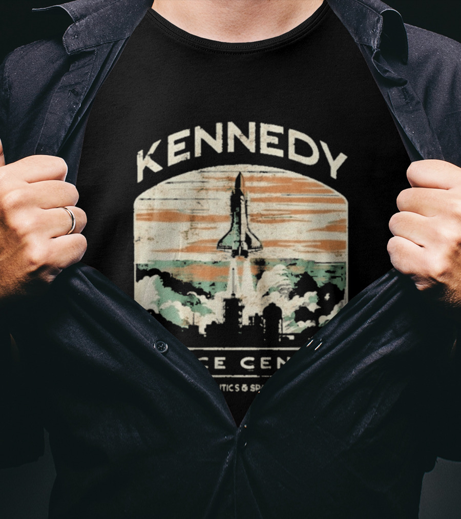 Kennedy Space Center Shuttle Launch NASA Vintage National Aeronautics And Space Administration T-Shirt