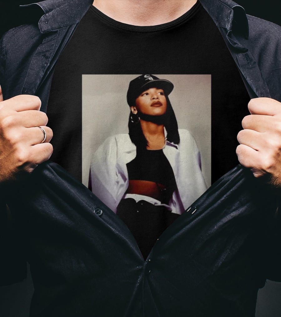 Sacai Aaliyah Black Cap White Sox T-Shirt