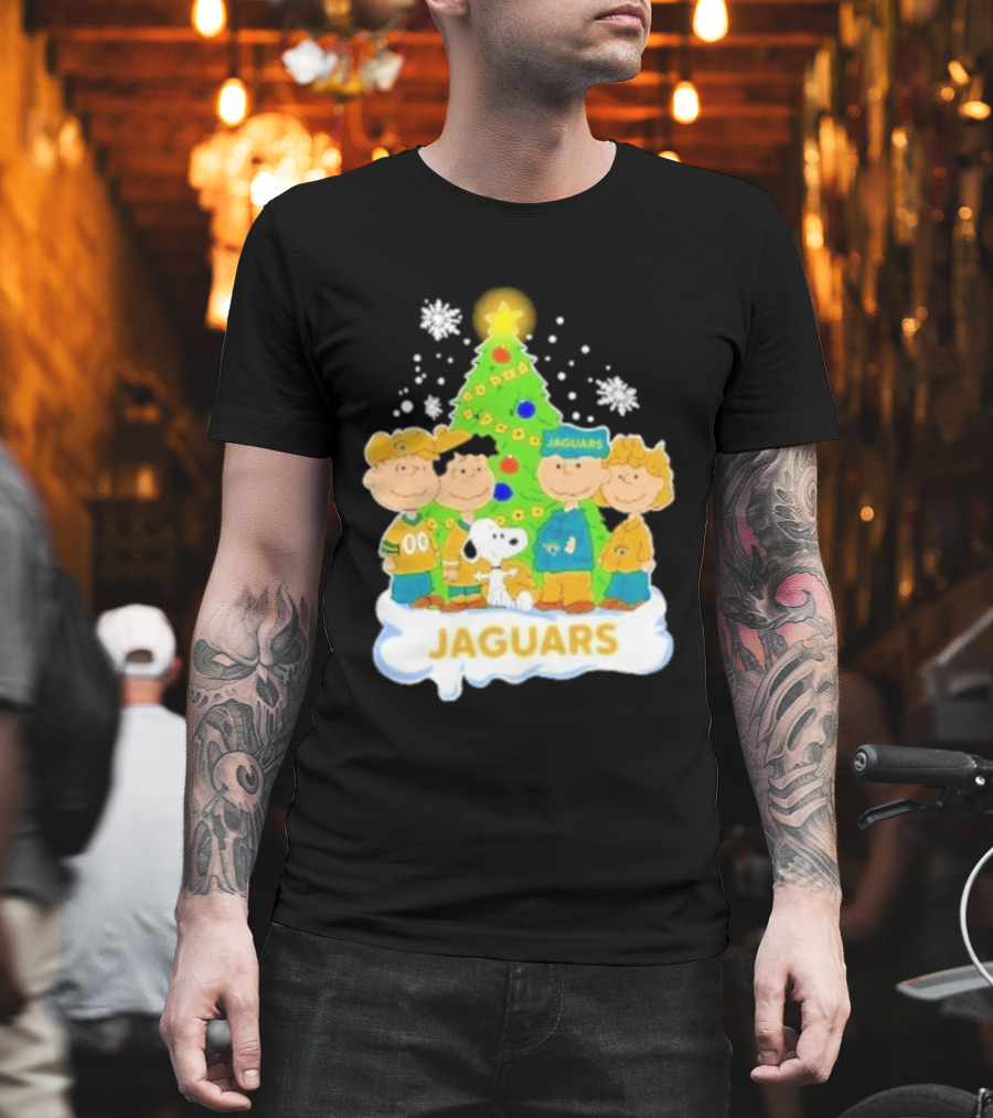 Jacksonville Jaguars Snoopy Peanuts Christmas Tree Celebration T-Shirt